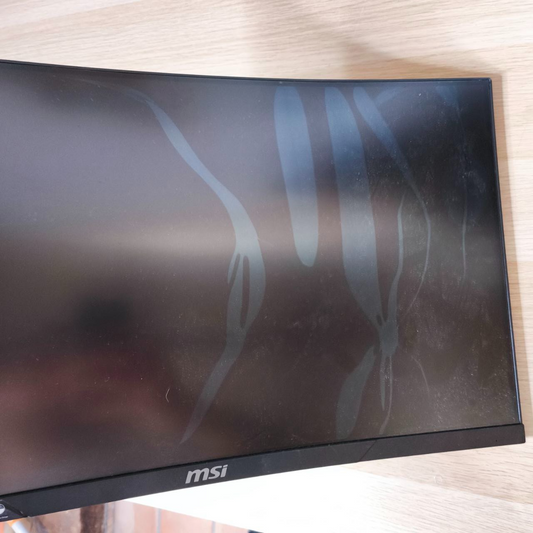 Curved Led Gaming Monitor Msi Optix MAG24C Schermo Rotto1