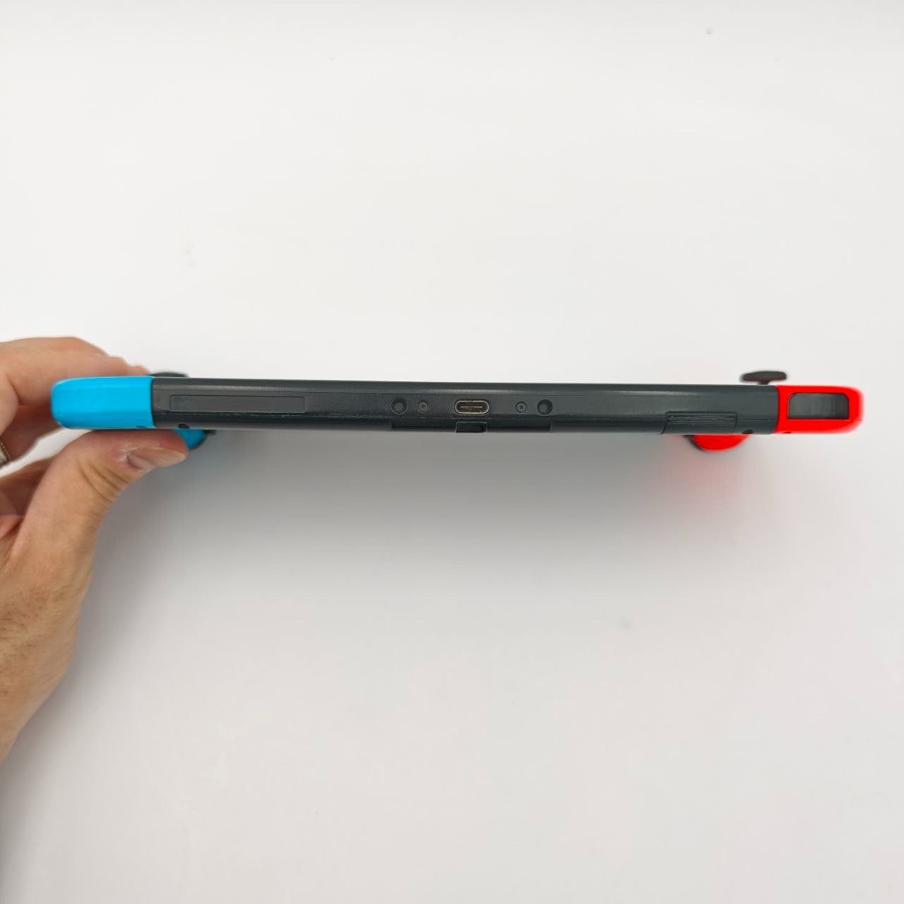 Nintendo Switch Console con Accessori Funzionante - Usata6