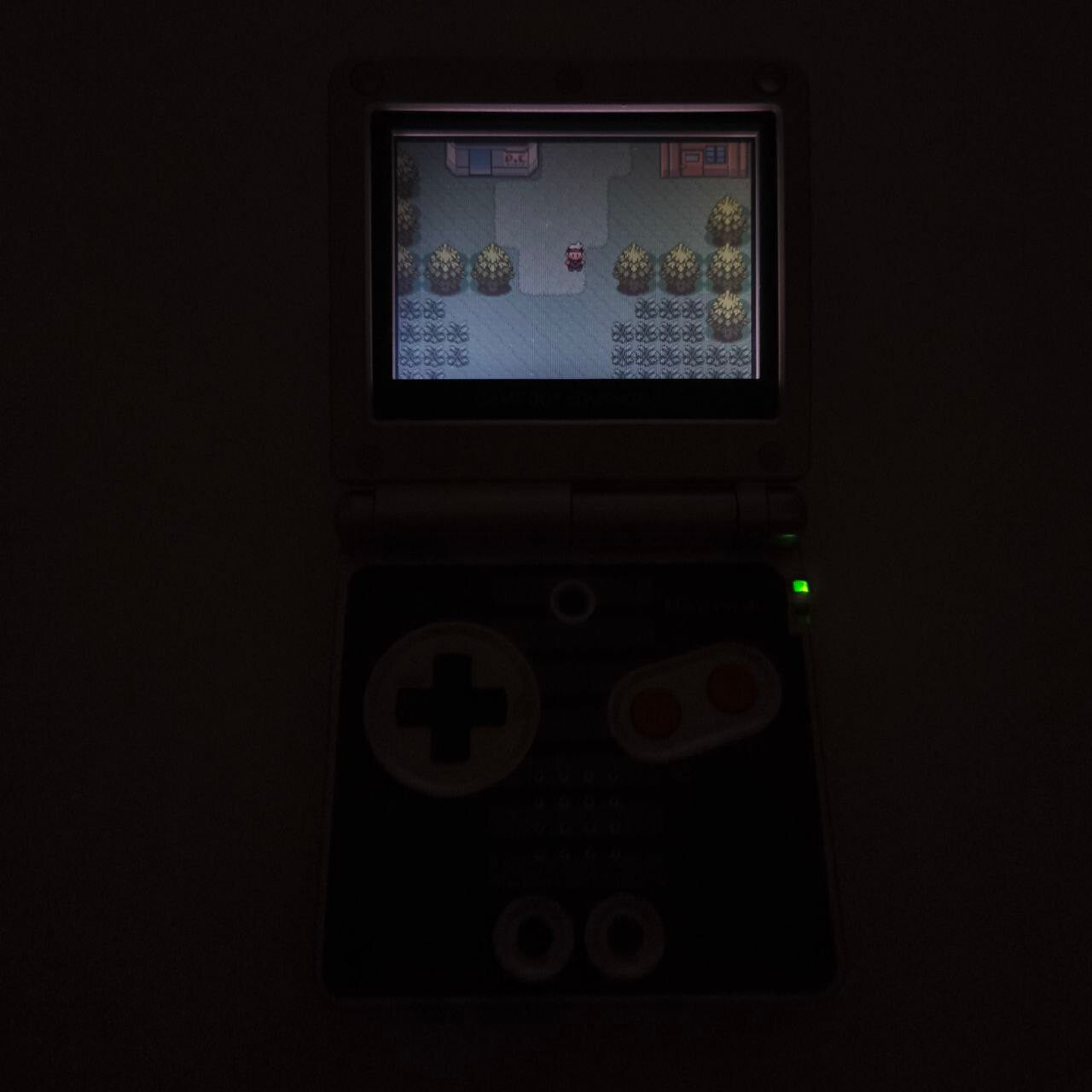 NINTENDO GAME BOY ADVANCE SP NES LIMITED EDITION AGS 001 CONSOLE con CARICATORE