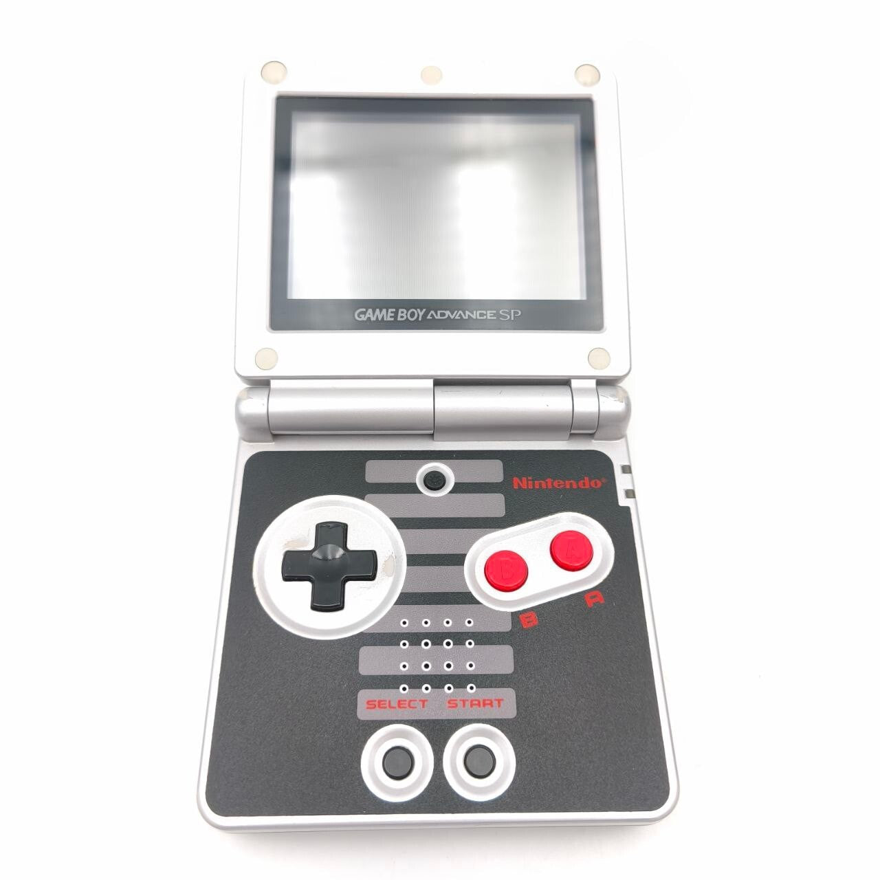 NINTENDO GAME BOY ADVANCE SP NES LIMITED EDITION AGS 001 CONSOLE con CARICATORE