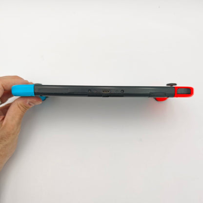 Nintendo Switch Console con Accessori Funzionante - Usata6